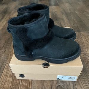 UGG Sunburst Mini Black Boots